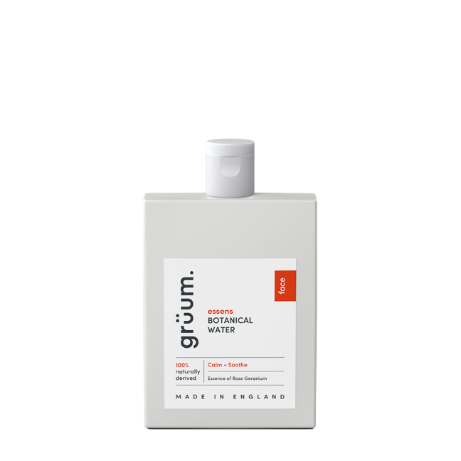 grüum botanical water bottle front view