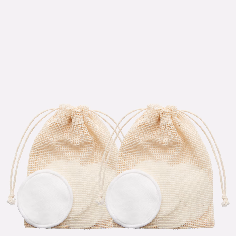 Two drawstring bags with round pads