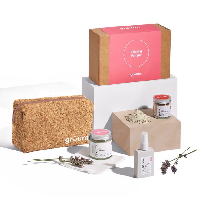 Spa gift set with products and box.