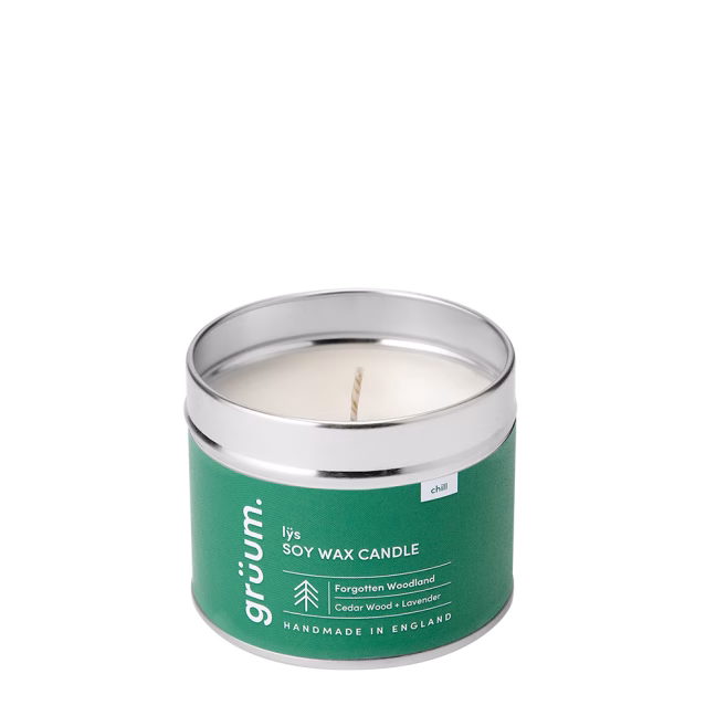 Green soy wax candle in tin