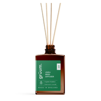 vädra Reed Diffuser Set – Forgotten Woodland scent with glass bottle and four rattan reeds, 30ml by grüum