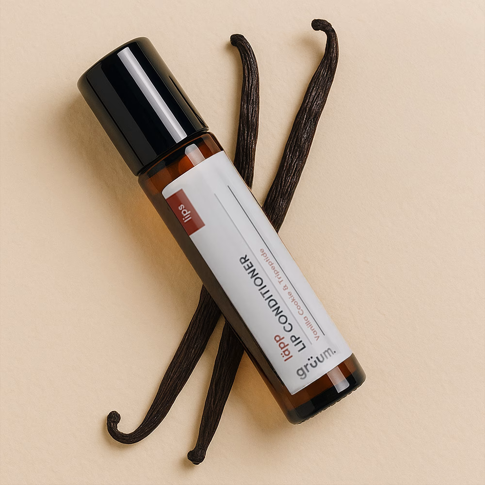 Lip conditioner with vanilla pods