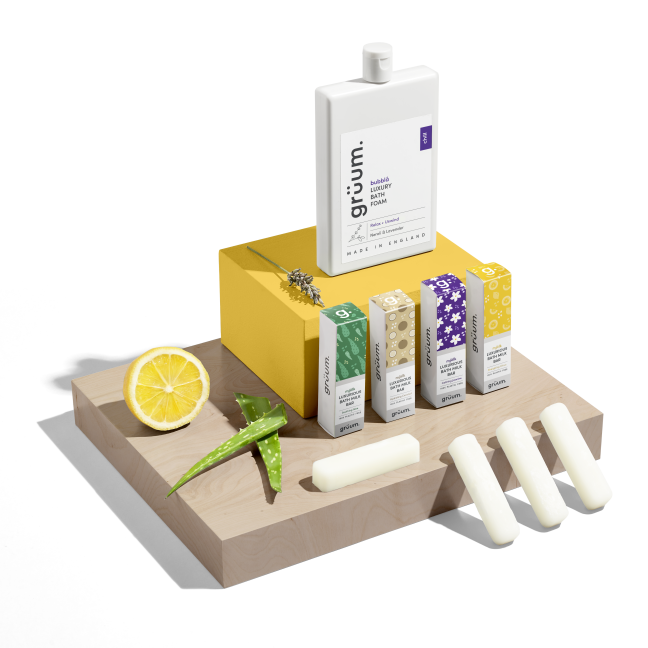 Assorted bath products with lemon and aloe.