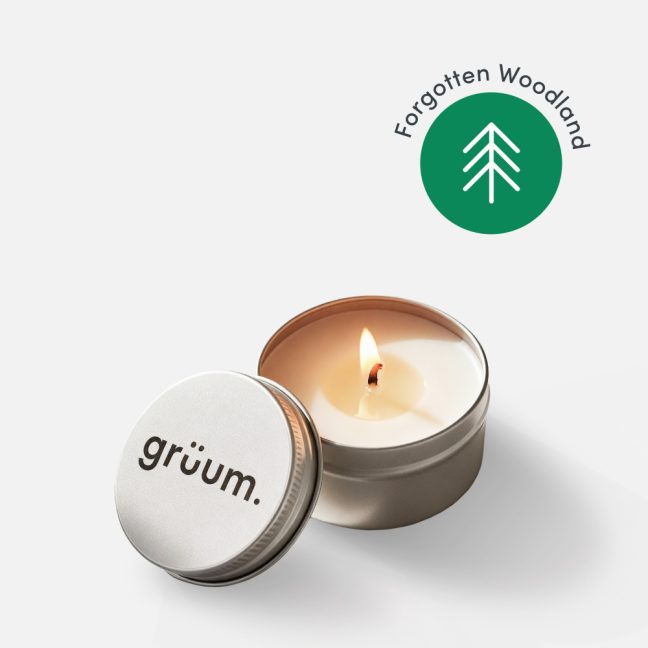 Candle in a tin with lid