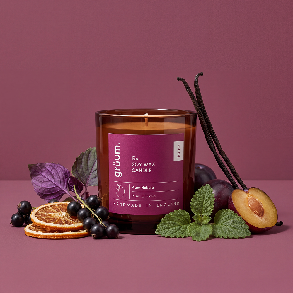 Soy candle with fruits and spices